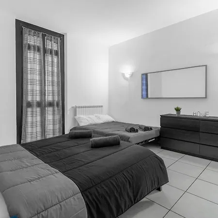 Apartament Sa7 - Porta Venezia - Duomo - Large - Mediolan
